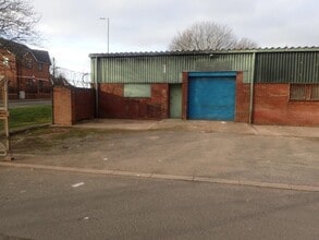 Slacky Ln, Walsall à louer Photo du bâtiment- Image 2 de 5