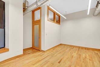 435 W Diversey Pky, Chicago, IL for lease Interior Photo- Image 2 of 2