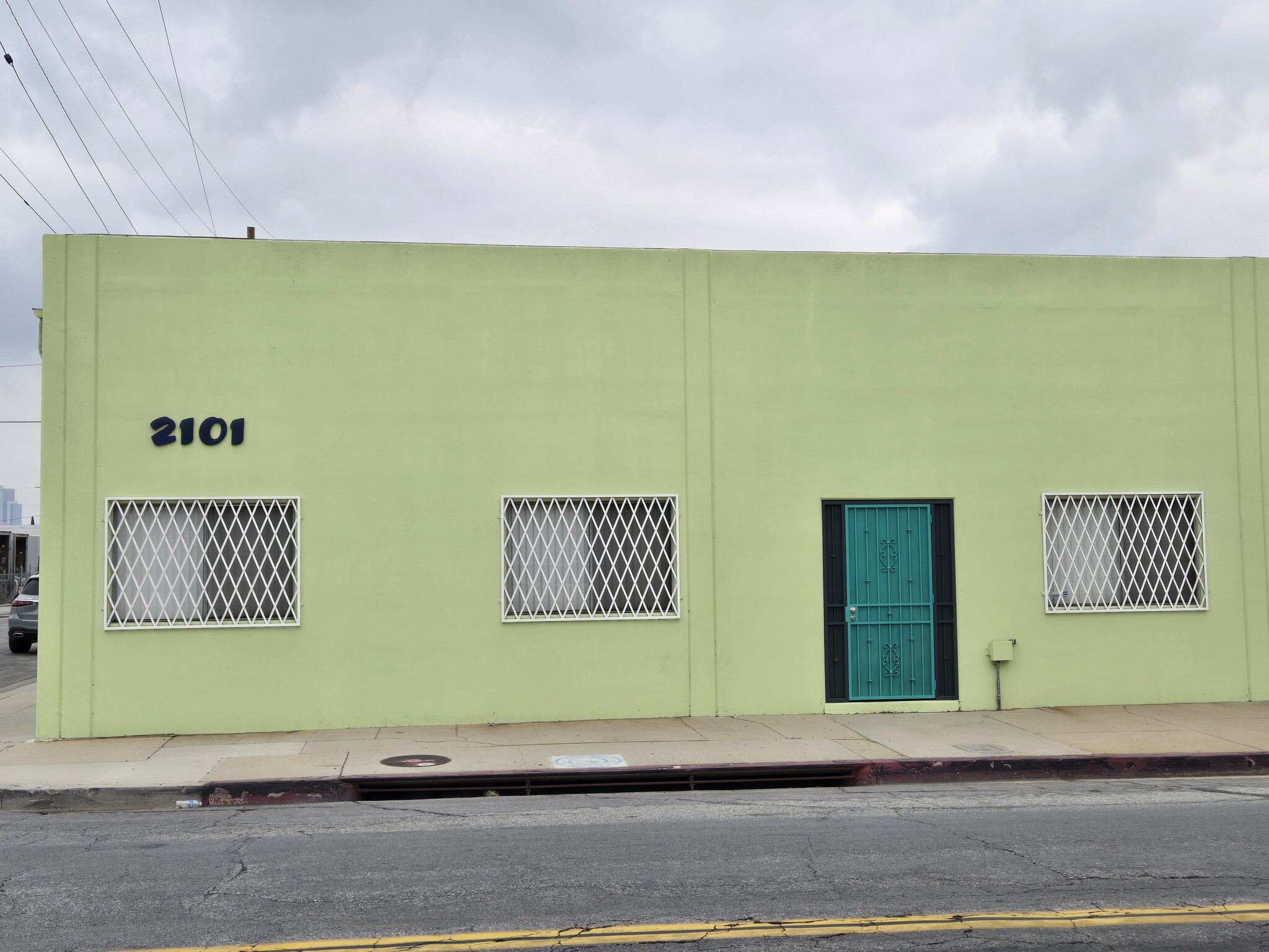 2101 E 37th St, Vernon, CA for sale Primary Photo- Image 1 of 18