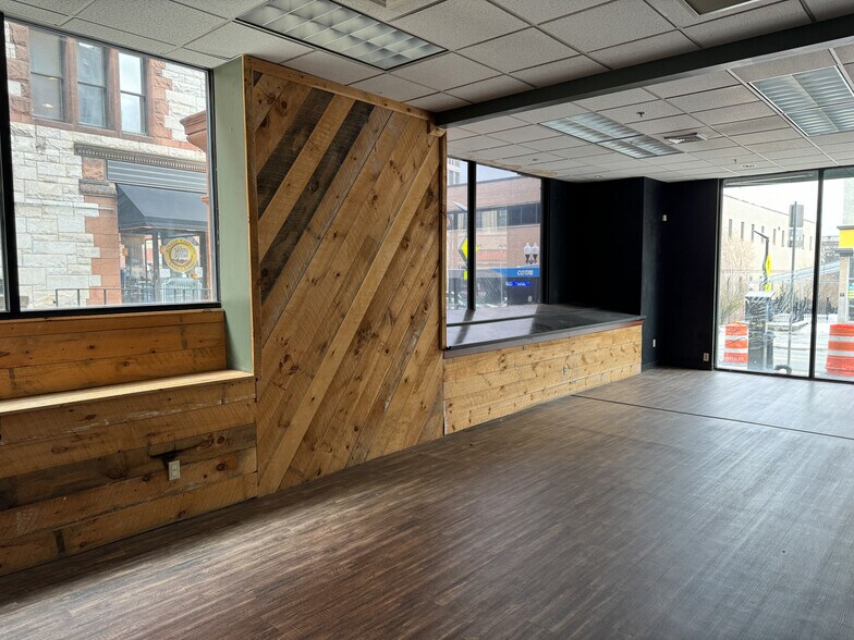 40 Steuben Pl, Albany, NY à louer - Photo intérieure - Image 3 de 25