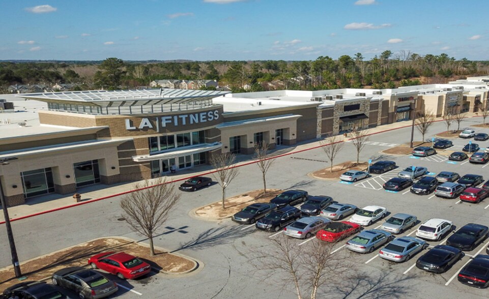 6385 Old National Highway Hwy, Atlanta, GA à louer - Photo du bâtiment - Image 1 de 2