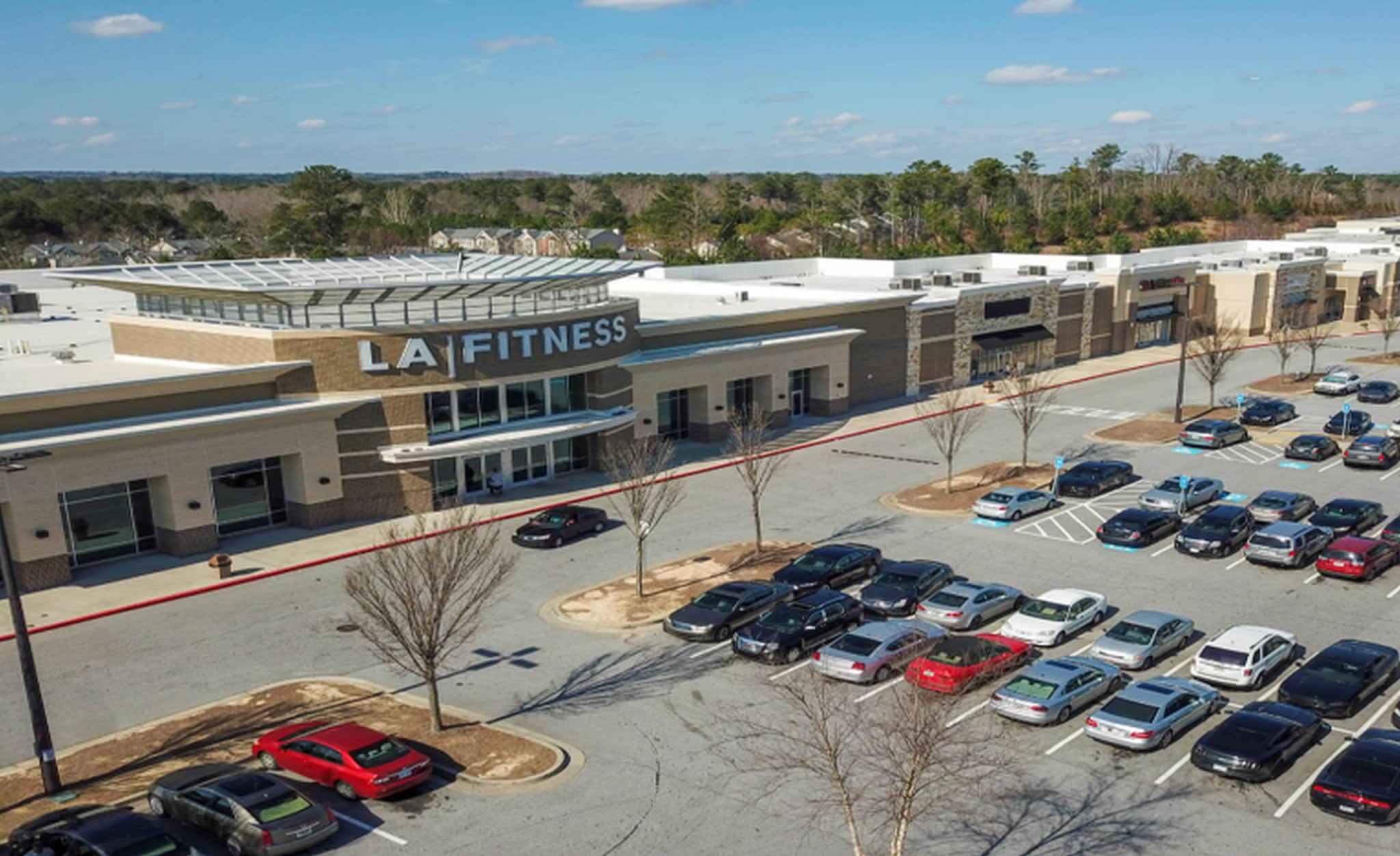 6385 Old National Highway Hwy, Atlanta, GA for lease Building Photo- Image 1 of 3