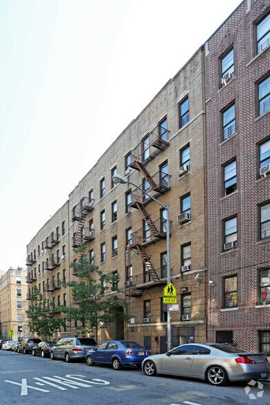 78-82 Ellwood St, New York, NY for sale - Primary Photo - Image 1 of 2