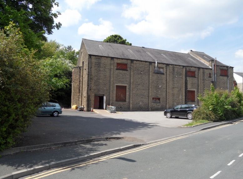 Clough Ln, Huddersfield à vendre - Photo principale - Image 1 de 1