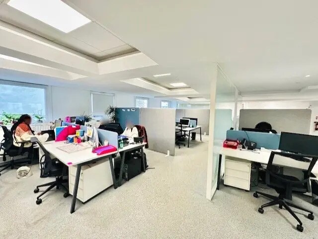 Bureau dans Paris à louer Photo intérieure- Image 1 de 8