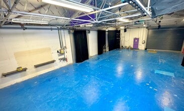 8 Skyline Park, Bristol for lease Interior Photo- Image 2 of 10