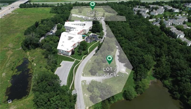 Granby Land portefeuille de 2 propriétés à vendre sur LoopNet.ca Aérien- Image 1 de 6