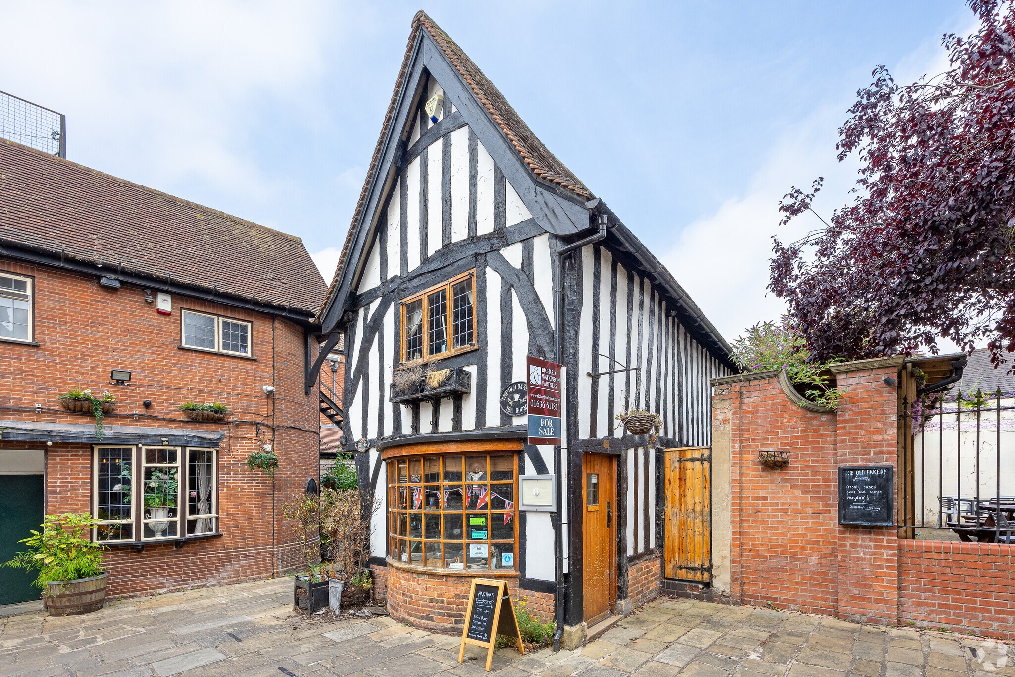4 Queens Head Ct, Newark for sale Primary Photo- Image 1 of 4