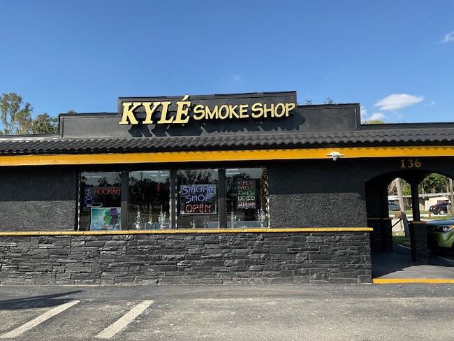 More details for 136 Pondella Rd, North Fort Myers, FL - Retail for Sale