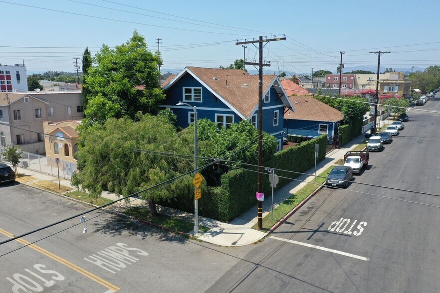 1327 W 35th St, Los Angeles, CA à vendre - Photo du bâtiment - Image 3 de 13