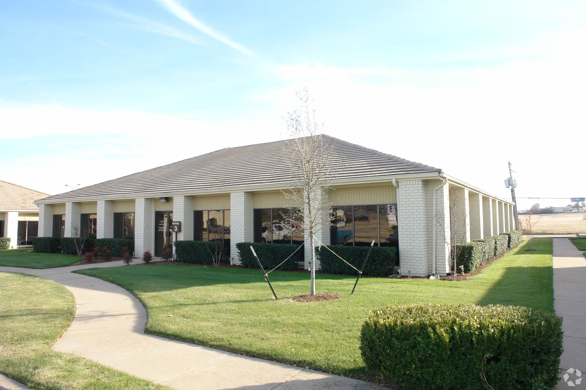 6800 Manhattan Blvd, Fort Worth, TX for lease Primary Photo- Image 1 of 15