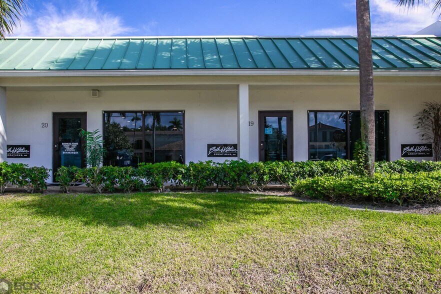 3850 NW 2nd Ave, Boca Raton, FL à vendre - Photo du bâtiment - Image 3 de 19