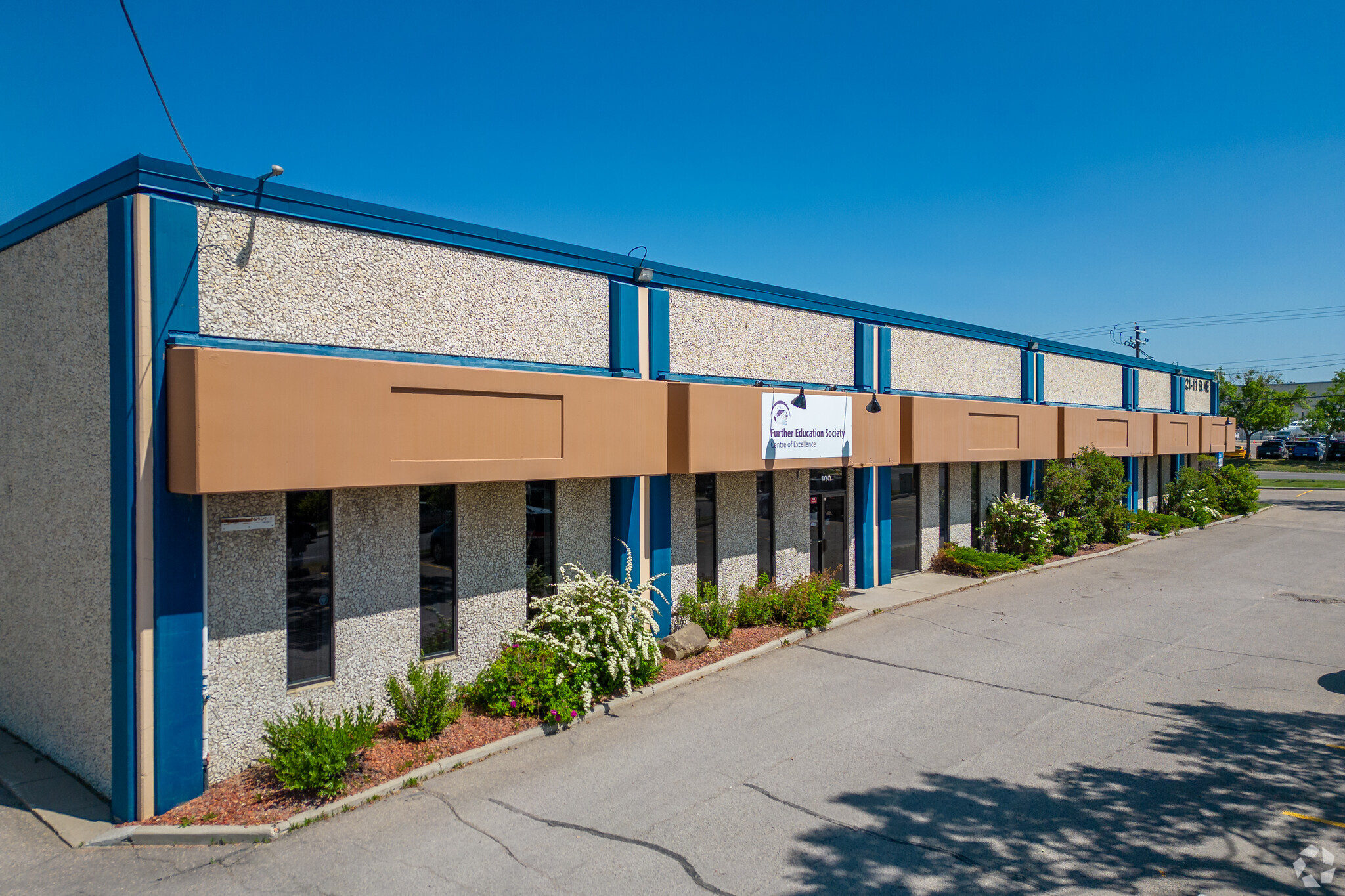 5421 11th St NE, Calgary, AB for lease Building Photo- Image 1 of 8