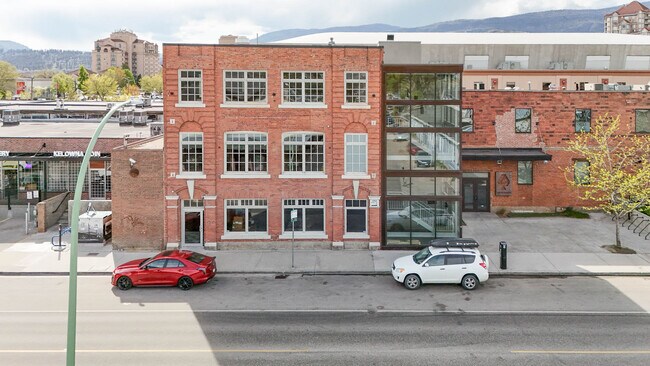 More details for 1264 Ellis St, Kelowna, BC - Retail for Lease