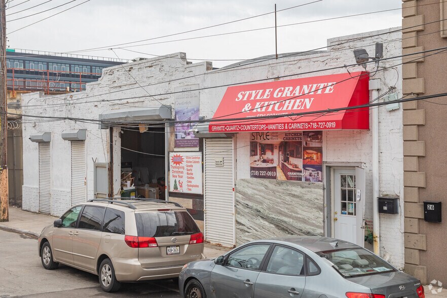 22 Wave St, Staten Island, NY à vendre - Photo du bâtiment - Image 2 de 7