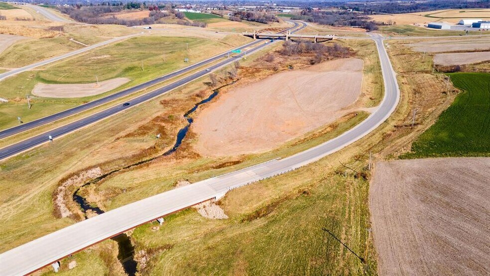 S Highway 61-151, Dubuque, IA à vendre - Aérien - Image 3 de 7