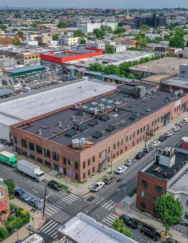 More details for 1519 Decatur St, Ridgewood, NY - Office for Sale