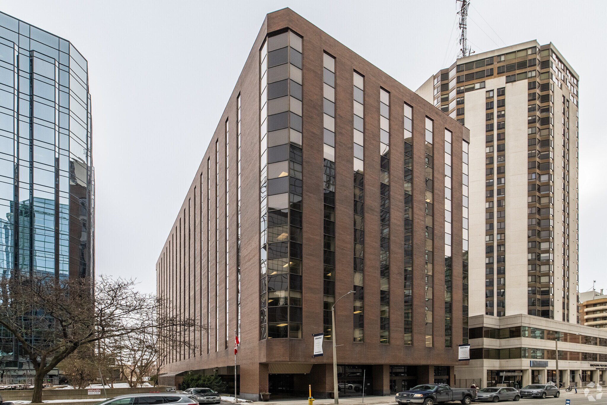 410 Laurier Ave W, Ottawa, ON à vendre Photo principale- Image 1 de 1