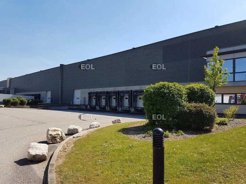 Industriel dans Genas à louer - Photo du bâtiment - Image 3 de 6