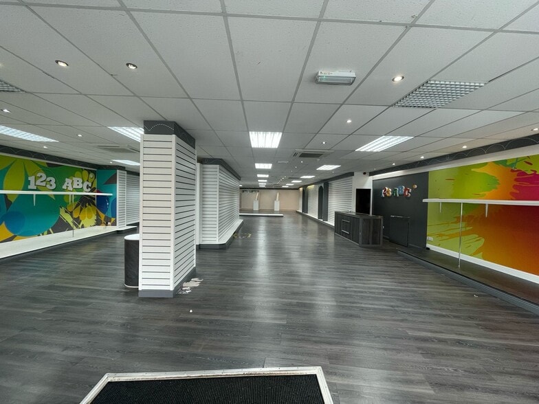 19-23 Titchfield St, Kilmarnock for lease - Building Photo - Image 3 of 6