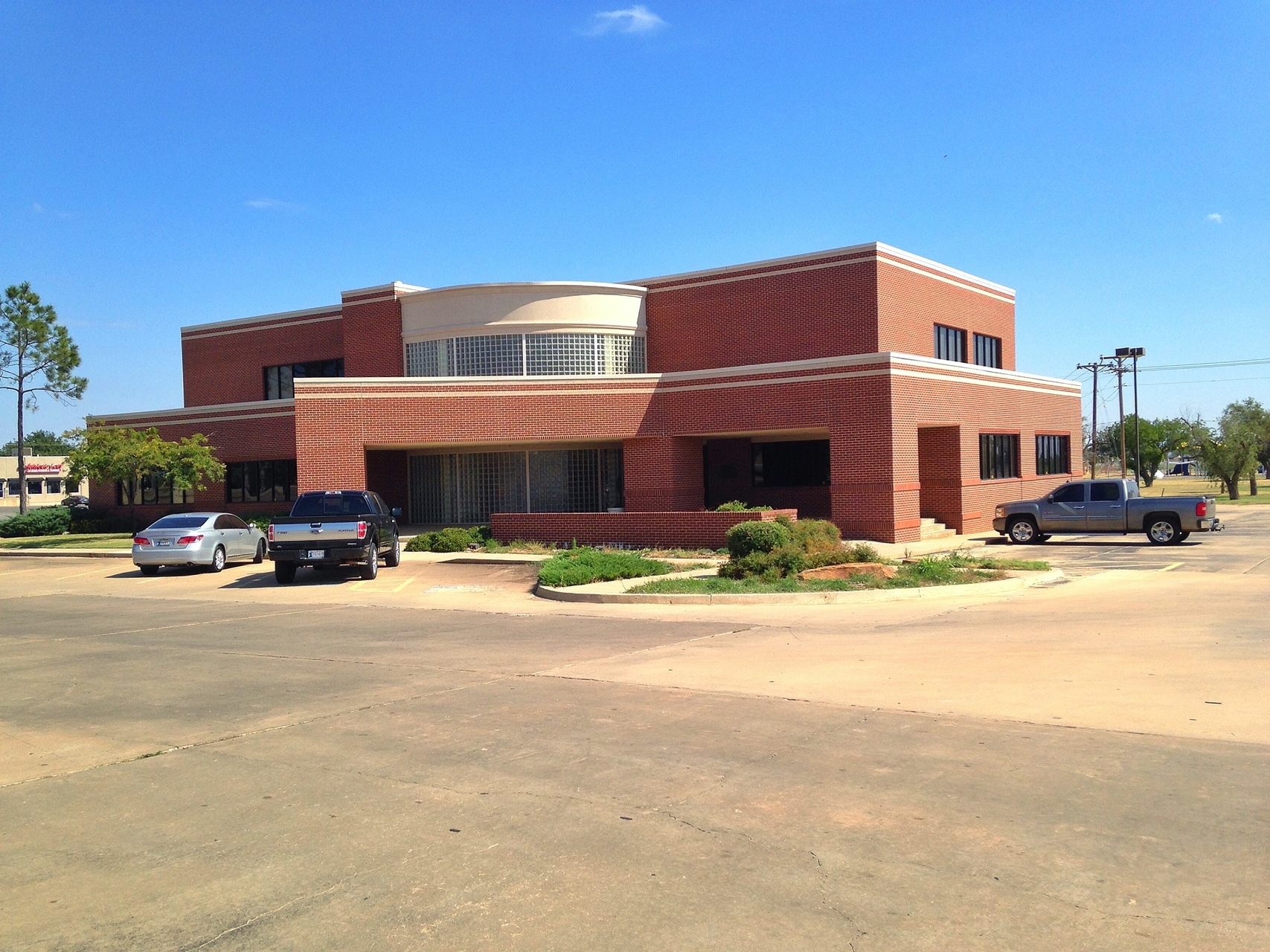 1604 N Main St, Altus, OK for sale Primary Photo- Image 1 of 1