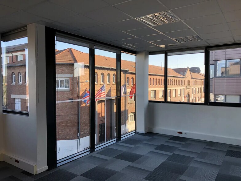 5 Rue Du Président Franklin Roosevelt, Reims à louer - Photo intérieure - Image 3 de 6