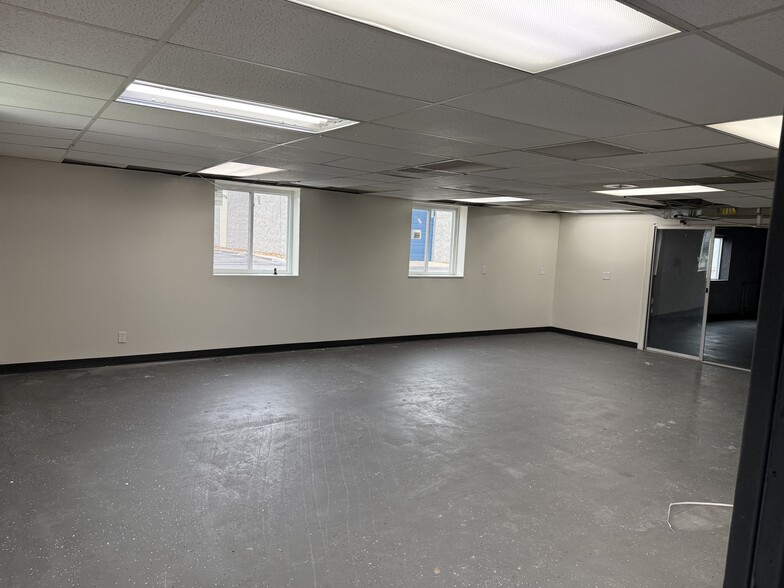 6060 Executive Blvd, Huber Heights, OH for lease - Interior Photo - Image 3 of 8