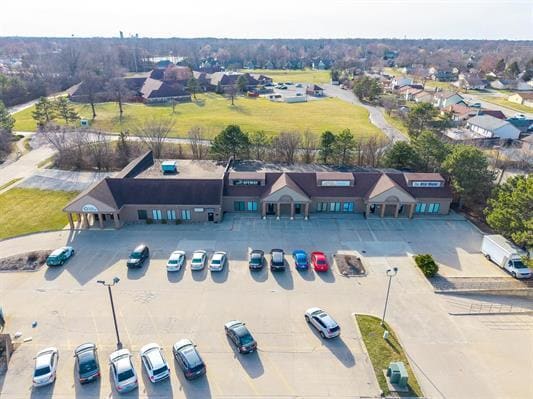 2789 Maplecrest Rd, Fort Wayne, IN à vendre - Photo du bâtiment - Image 1 de 11