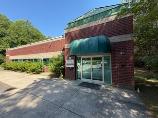 Plus de détails pour 400 E Arrowhead Dr, Charlotte, NC - Local d'activités à louer