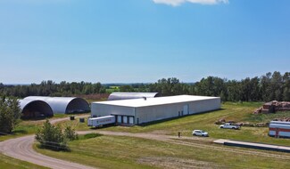 Plus de détails pour 1041 Hwy 54, Innisfail, AB - Industriel à vendre