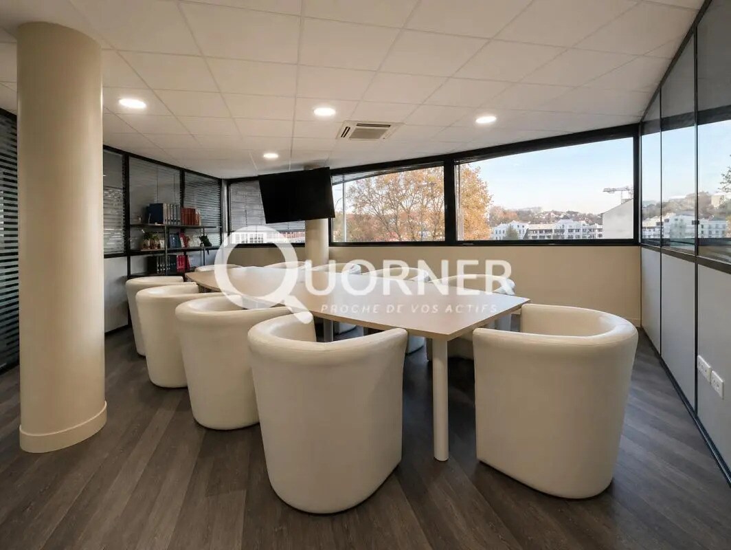 Bureau dans Lyon à louer Photo du bâtiment- Image 1 de 16