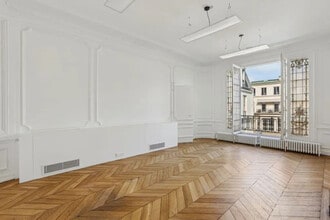 112-114 Rue La Boétie, Paris for lease Building Photo- Image 2 of 6