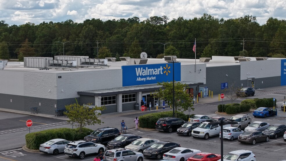108 S Westover Blvd, Albany, GA for sale - Building Photo - Image 2 of 14