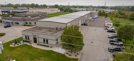 9009 Twin Oaks Dr, Windsor, ON for lease Building Photo- Image 2 of 8