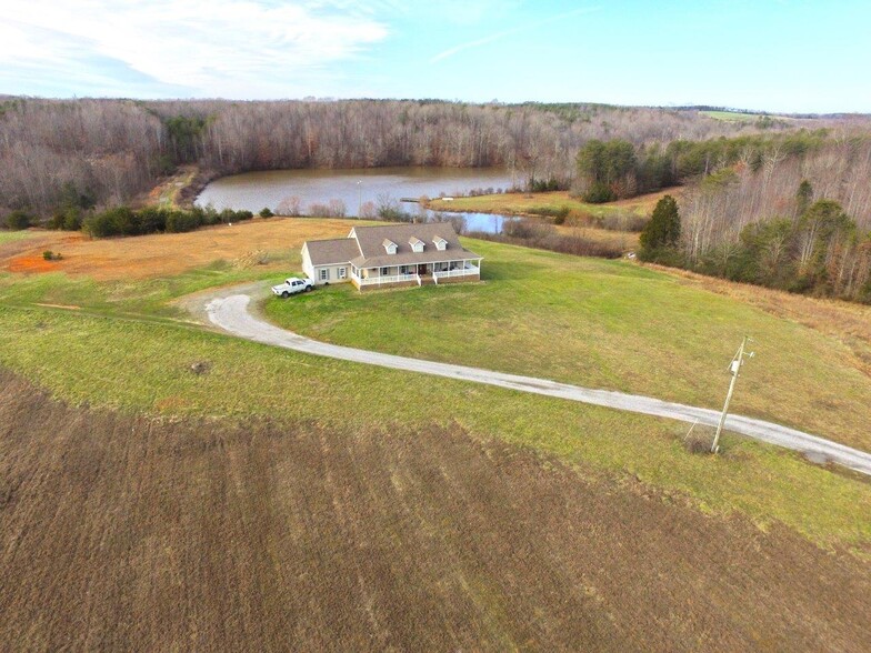 7359 Medical Center Rd, Axton, VA à vendre - Photo principale - Image 1 de 1