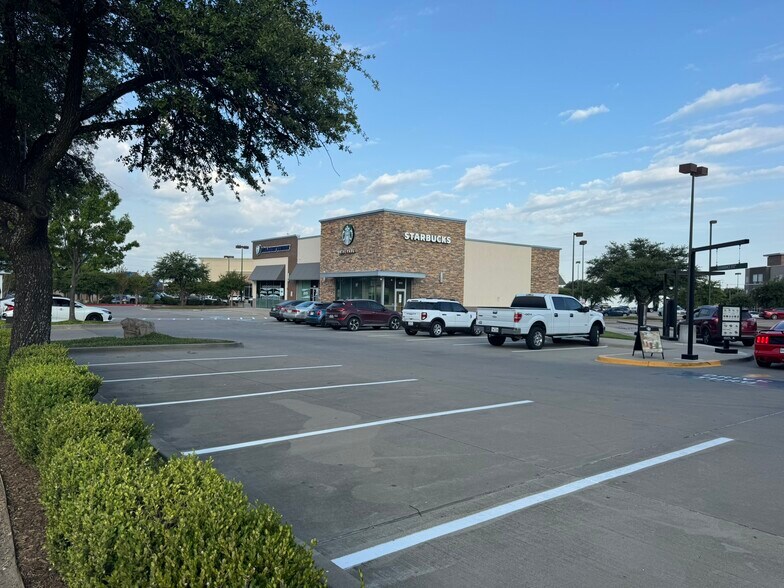 1101 W Centerville Rd, Garland, TX à vendre - Photo du bâtiment - Image 3 de 6