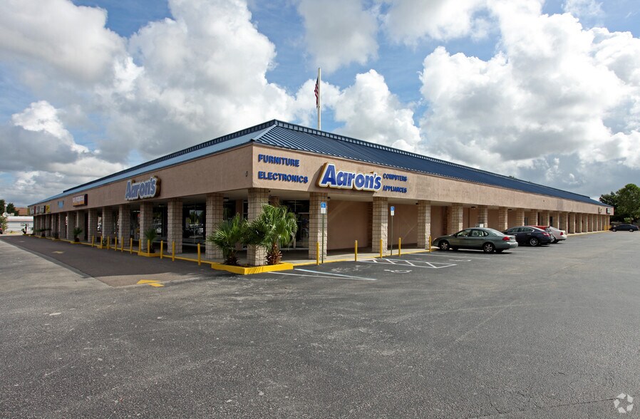 1-69 S Semoran Blvd, Orlando, FL à louer - Photo principale - Image 1 de 4
