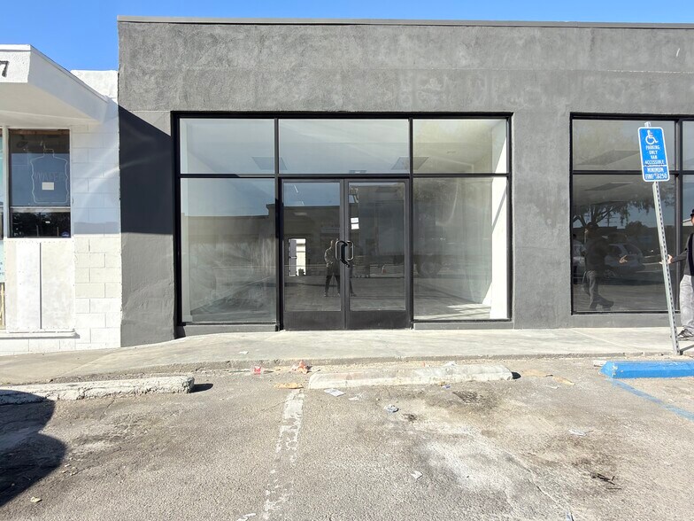 1645 Indian Hill Blvd, Pomona, CA à louer - Photo du bâtiment - Image 2 de 20