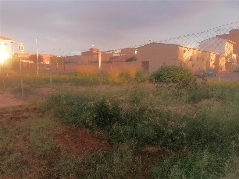 Land in La Pobla de Vallbona for sale - Building Photo - Image 2 of 10