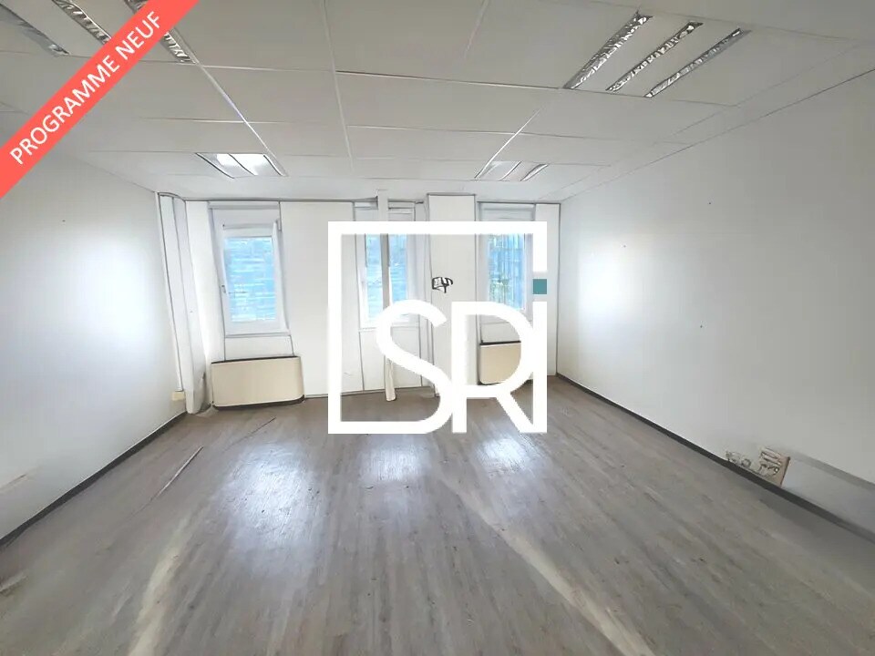 Office in Clermont-Ferrand for sale Building Photo- Image 1 of 16