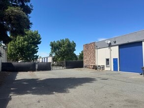 2275 Freed Way, Pittsburg, CA for lease Interior Photo- Image 1 of 3