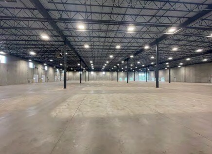 4850 Constellation Dr, White Bear Township, MN à louer Photo intérieure- Image 1 de 4