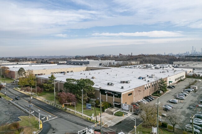 More details for 40 Enterprise Ave N, Secaucus, NJ - Industrial for Lease