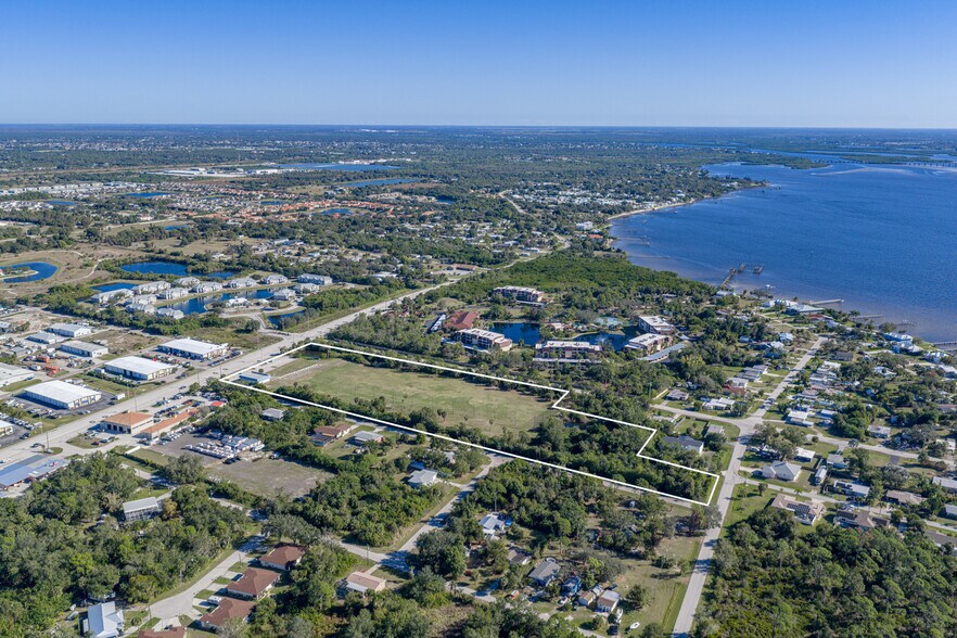 23411 Harborview Rd, Port Charlotte, FL à vendre - Aérien - Image 2 de 21