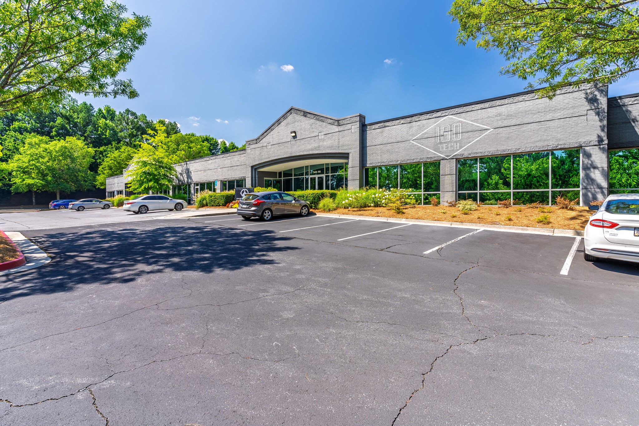 190 Technology Pky, Norcross, GA for lease Primary Photo- Image 1 of 9