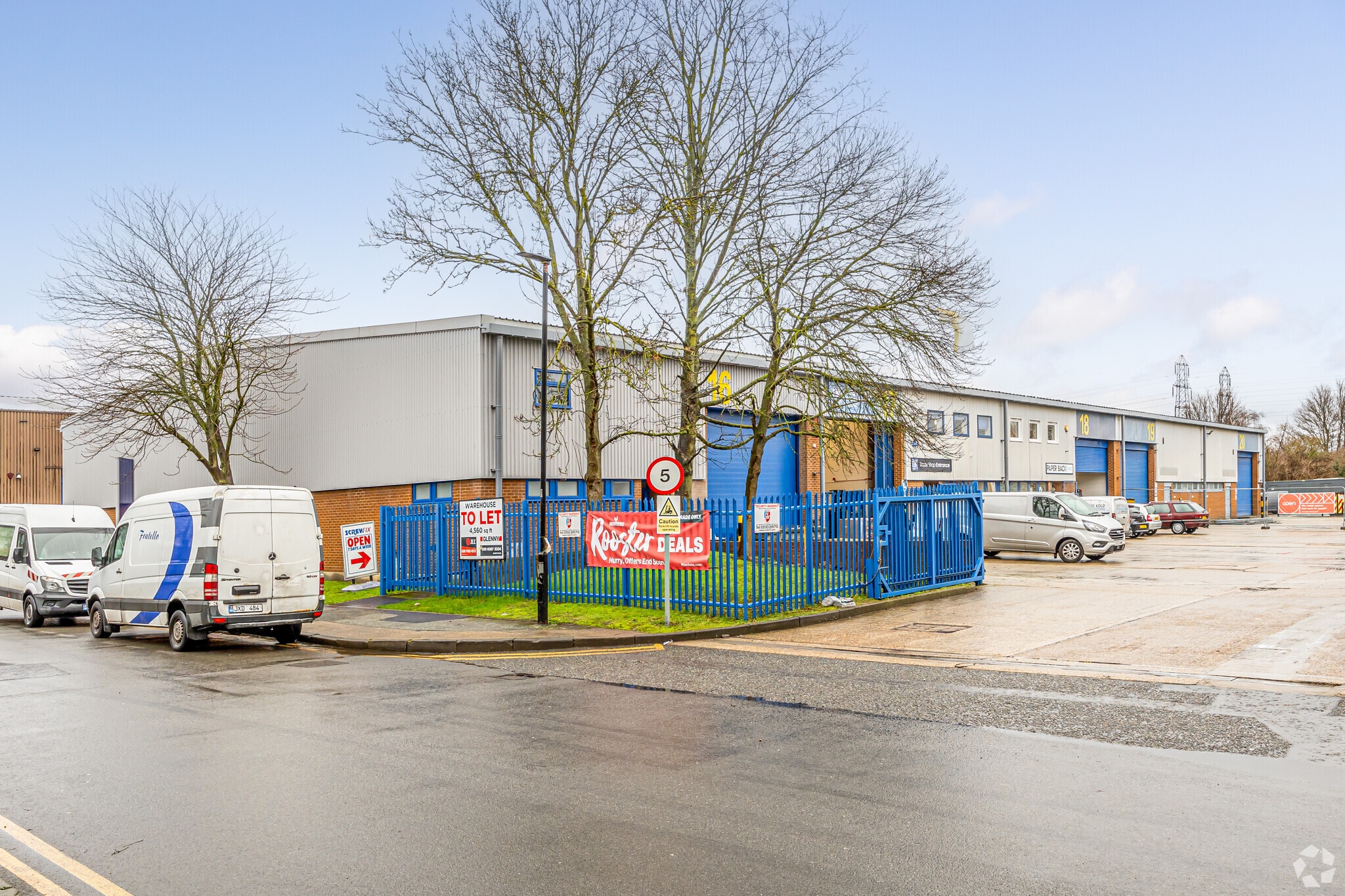 Eastbury Rd, London for lease Primary Photo- Image 1 of 5