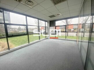 More details for 117 Allée Des Parcs, Saint-Priest - Office for Lease