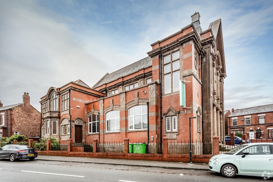 361 Ormskirk Rd, Wigan à louer - Photo du bâtiment - Image 3 de 5