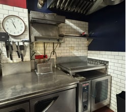 127 E 7th St, New York, NY for lease Interior Photo- Image 2 of 3