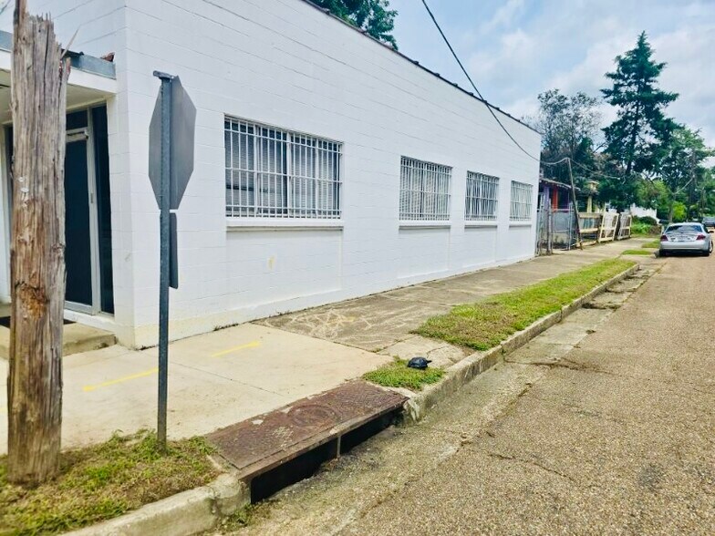 510 Guidici St, Jackson, MS à vendre - Photo du bâtiment - Image 2 de 6